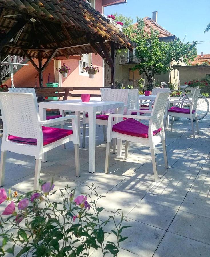 Maslina Rooms Smederevo Exterior foto