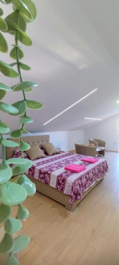 Maslina Rooms Smederevo Exterior foto