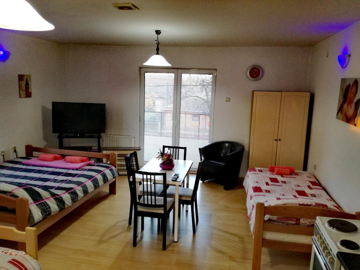 Maslina Rooms Smederevo Exterior foto